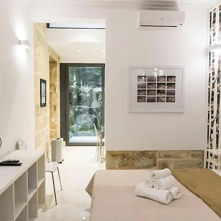 Ag1 - Studio In The Center Apartamento La Valeta